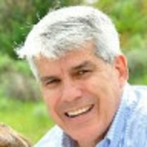 Meet your Posher, Carlos a.